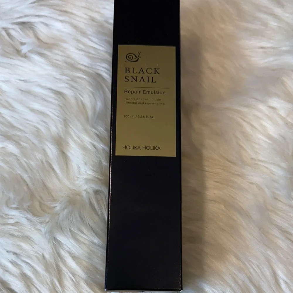 Holika Holika Prime Youth Black Snail Repair Emulsion 100 ml New